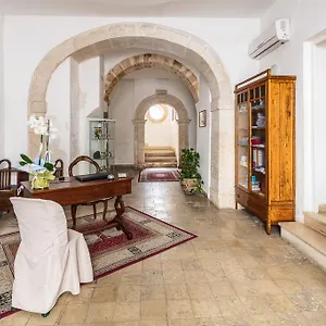 https://hotel-mastrarua.sicilyhotelsitaly.net