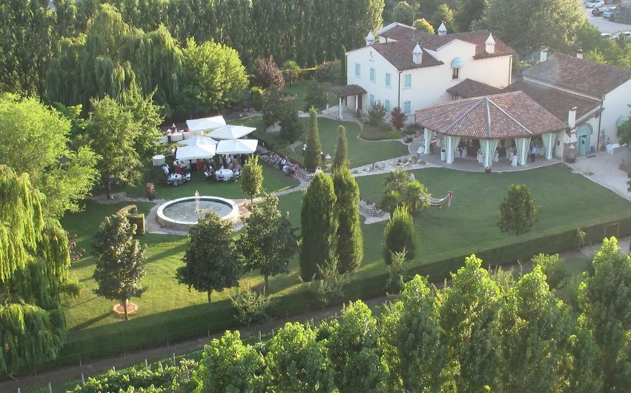 Villamoreno Merlara Bed & Breakfast